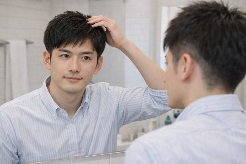 忙しい人向け｜ツーブロックのかぶせる短髪ヘアは本当にラクなのか！